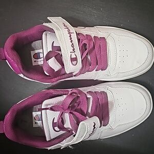 Champion sneakers 7 wide